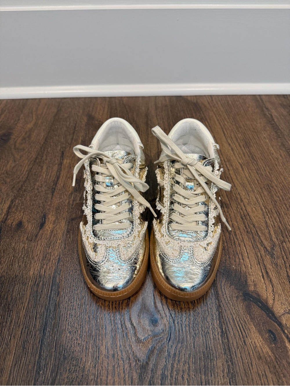 NEVER WORN Dolce Vita Metallic Gold and Cream Platform Sneakers